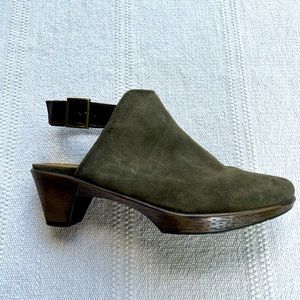Naot Olive Suede Clogs Size 9